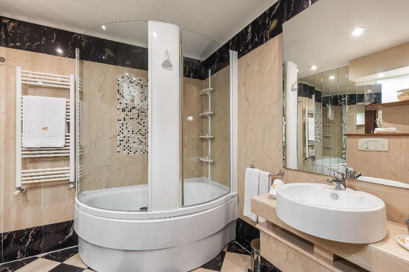 Suite image 4