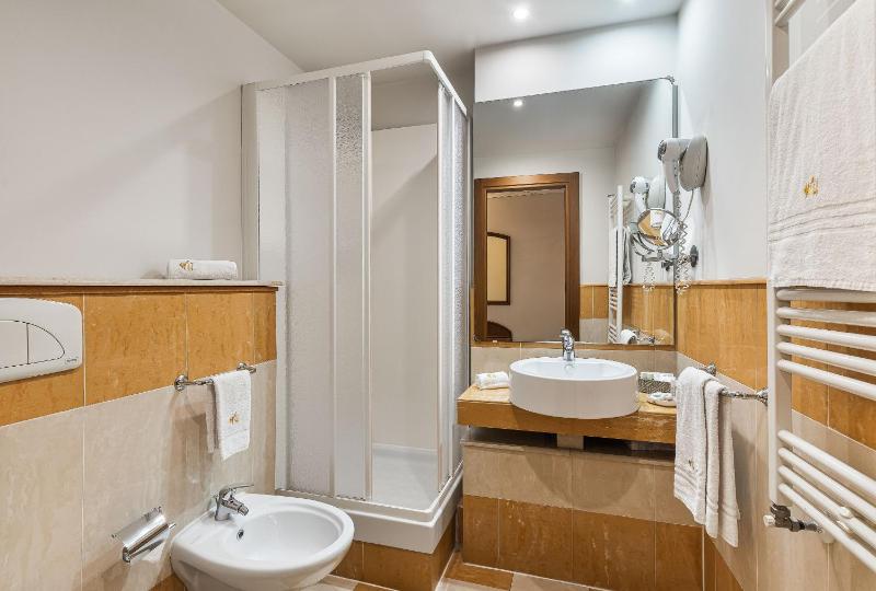 Economy Double Room - Ground Floor image 4