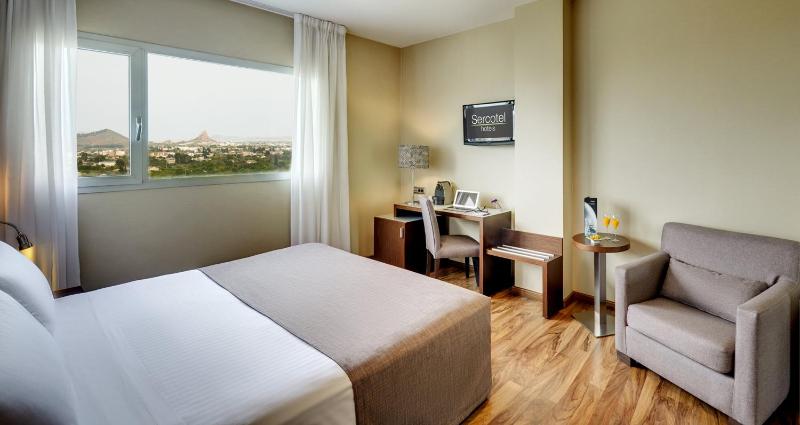Executive Double Room image 4