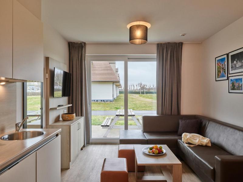 Family Suite | 2 Adults - 3 Children image 3