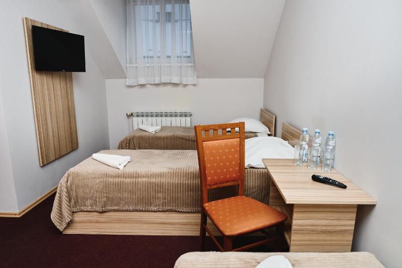 Triple Room image 3