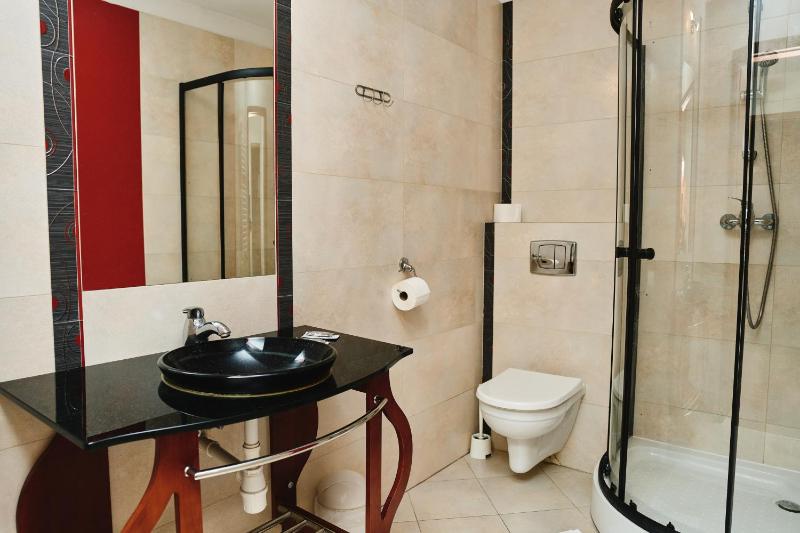 Triple Room image 2