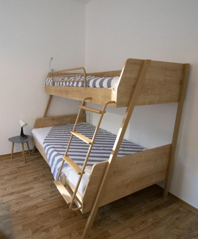 One-Bedroom Apartment image 4
