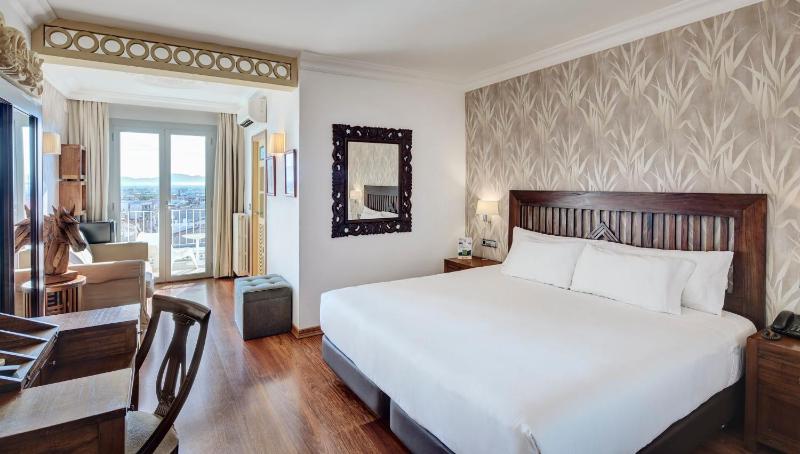 Superior Double Room image 1