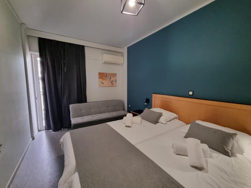 Superior Double or Twin Room image 4