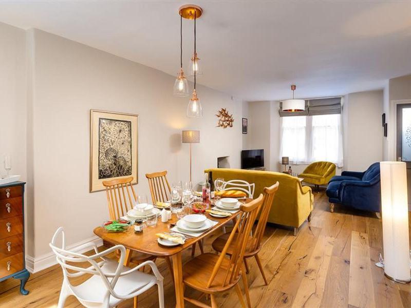 Bellflower Cottage - image 1