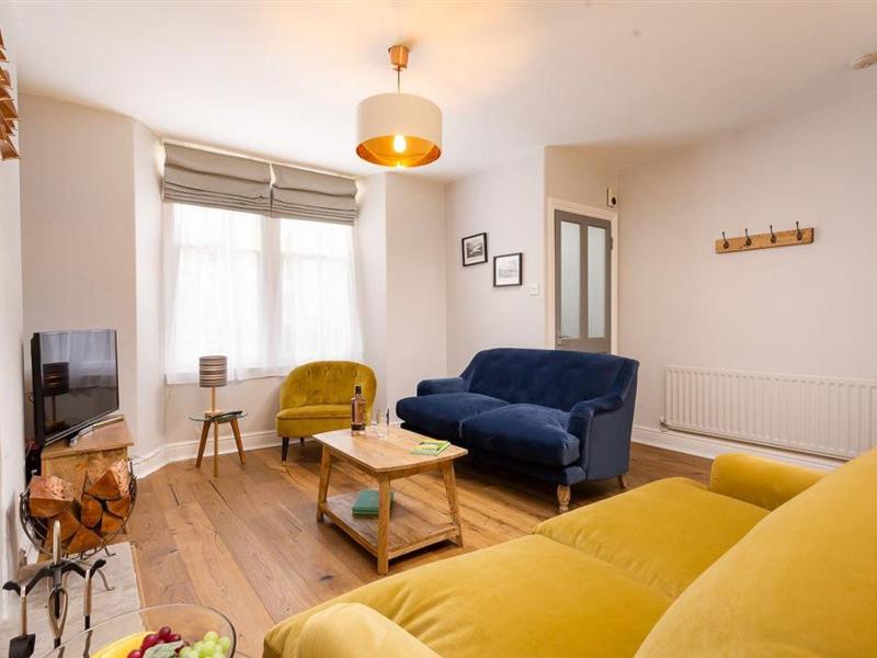 Bellflower Cottage - image 4