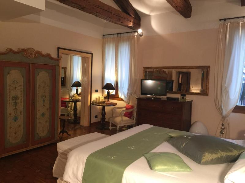 Junior Suite image 2