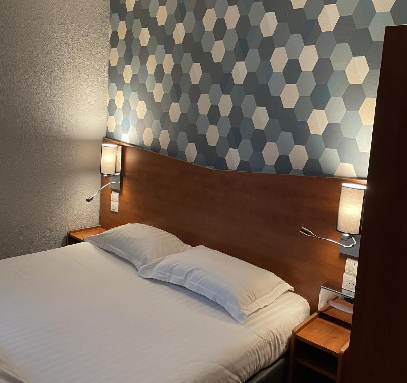 Double Room with 1 Double Bed image 4