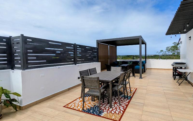 Mountain View Penthouse Condo - image 39