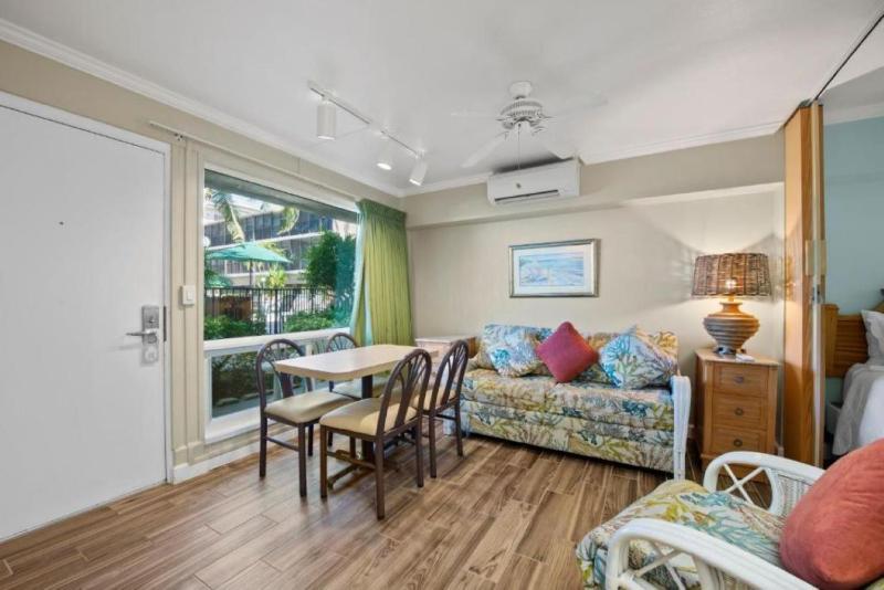 Caribbean Beach Club - image 8