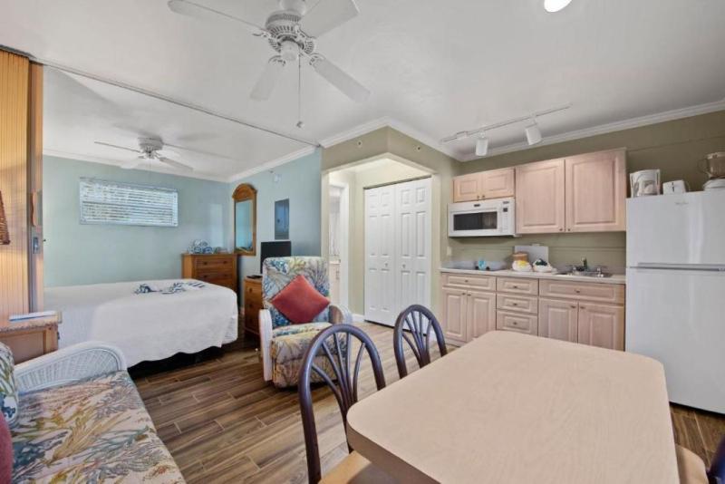 Caribbean Beach Club - image 19