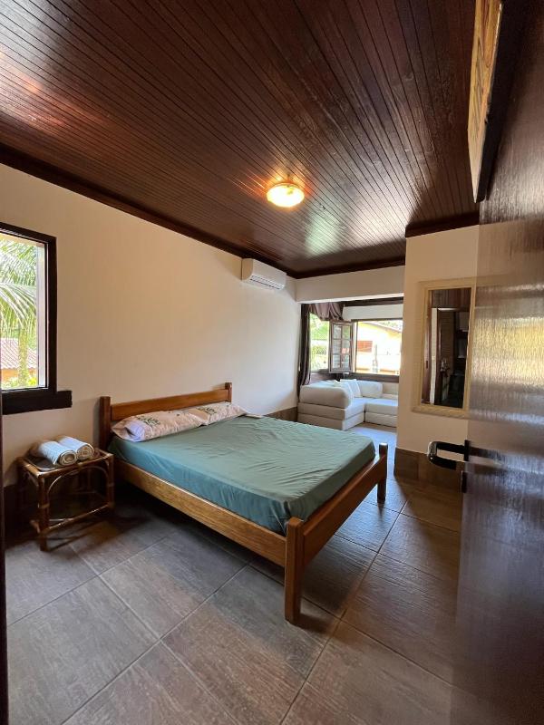 Canto das Toninhas Guest House - image 1