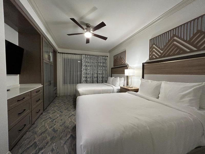 Two-Bedroom Suite image 1