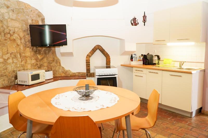 One-Bedroom Apartment with Mezzanine image 3