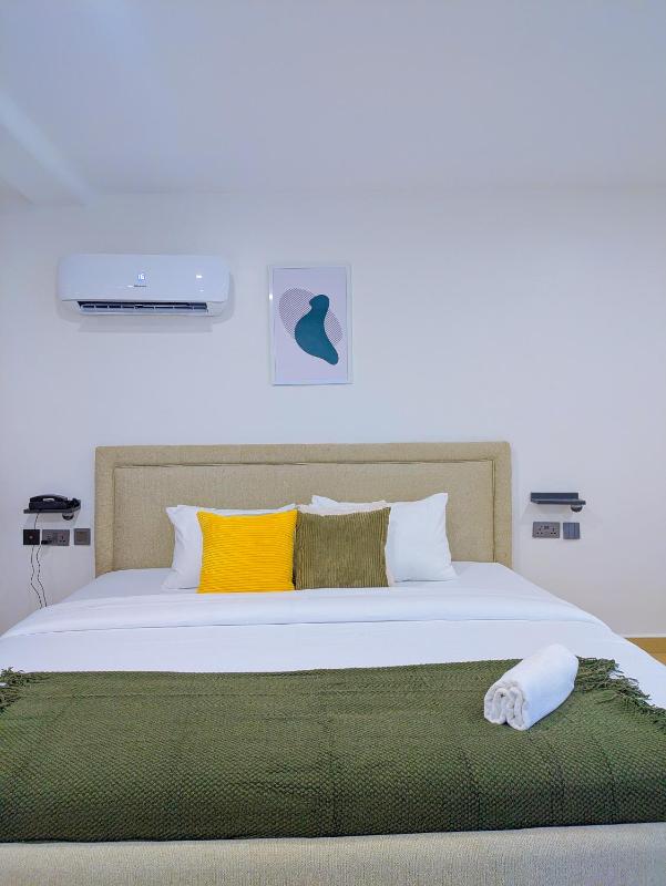 Yellow Door Hotels - image 9
