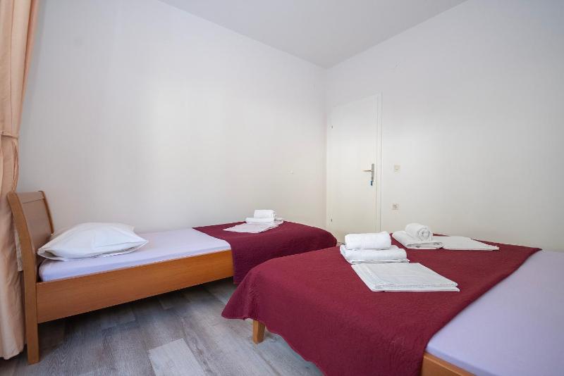 Apartment Karlo - image 45