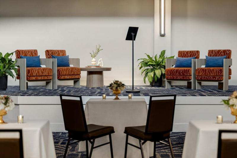 Crowne Plaza Virginia Beach Town Center by IHG - image 27