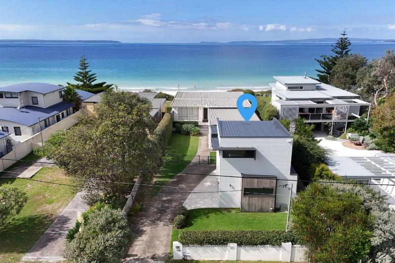 Azure Studio - Ocean Glimpses - 3 Mins Walk to Beach - image 20