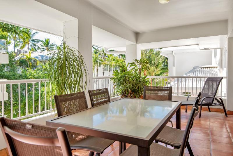 Balboa Apartments - image 26