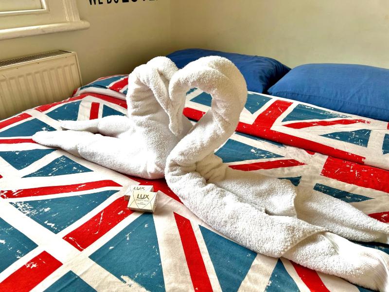 Standard Double Room image 4