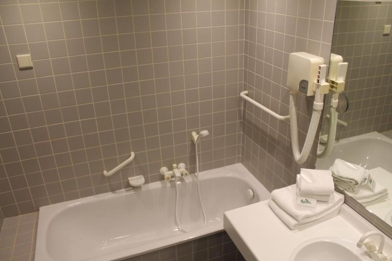 Standard Double Room image 1
