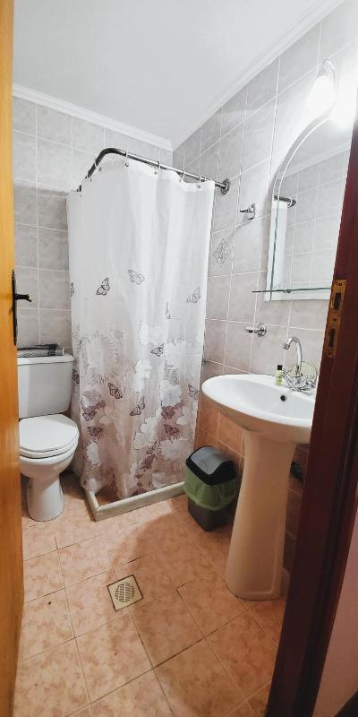 Double or Twin Room image 4