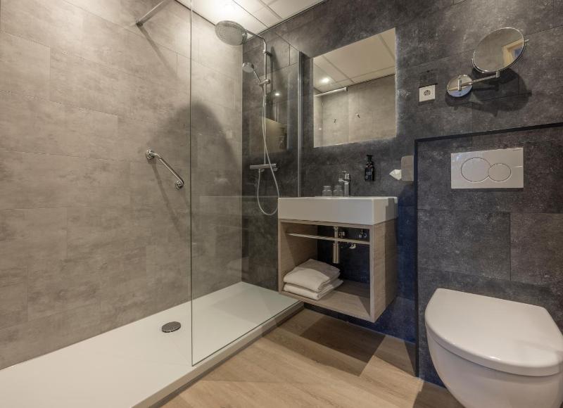 Spacious Comfort Double Room with Balcony image 1