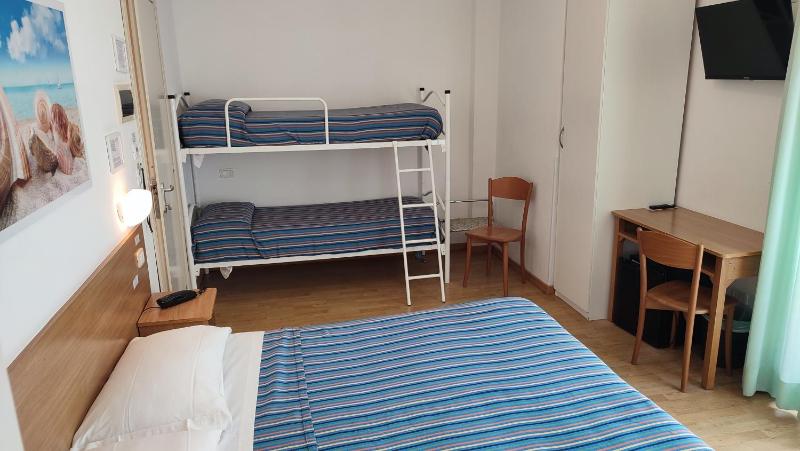 Quadruple Room image 1