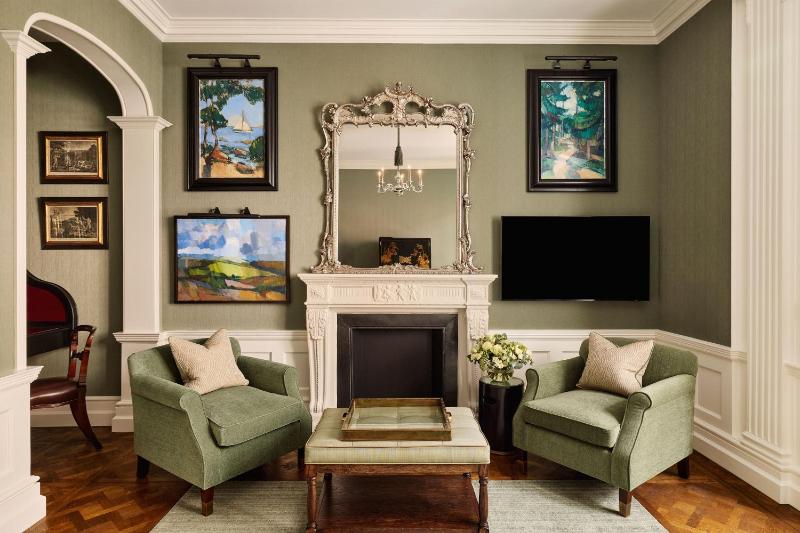 Grosvenor Suite image 1