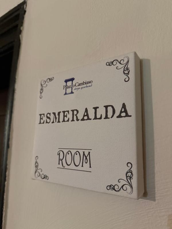 One-Bedroom Apartment image 1