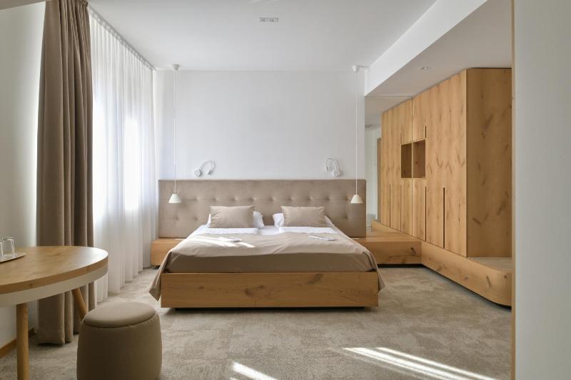 Superior Double Room image 1