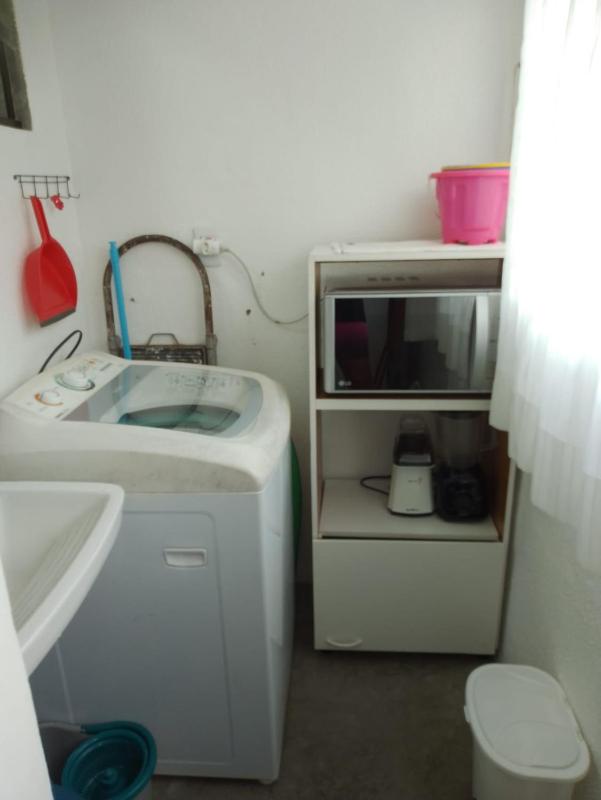 Apartamento Dona Frida Prainha com WiFi pé na areia - image 48