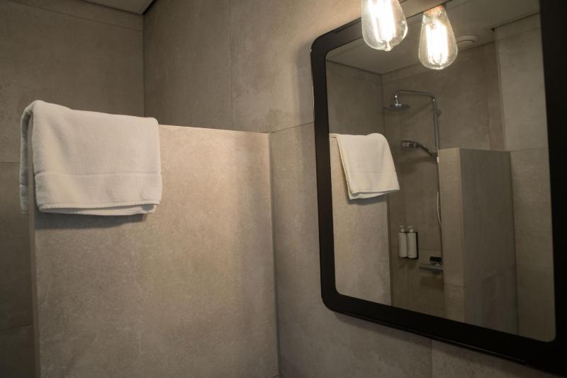 Double Room image 1
