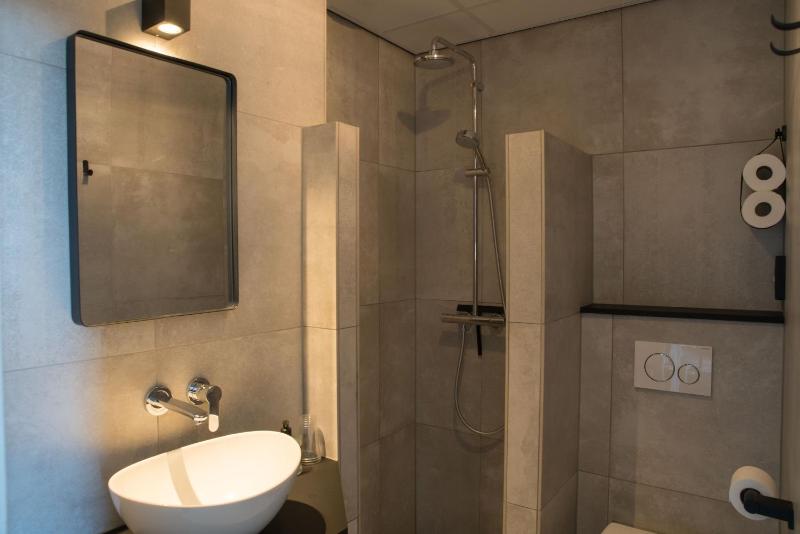 Quadruple Room image 1