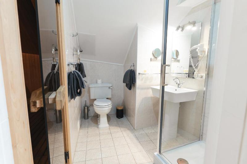 Superior Double Room With Sauna image 4