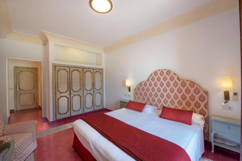 Two Connecting Double Rooms image 2