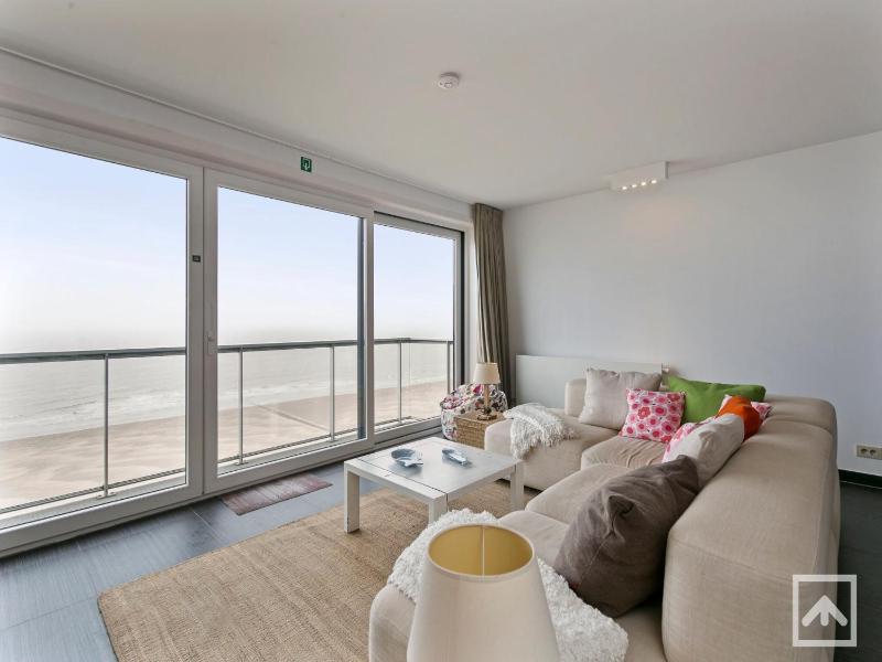 Apartment in Blankenberg with Sea Views - image 23