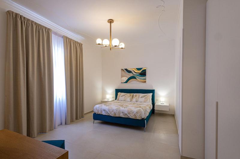 ADAMAS apartment  rooms and suite - image 17