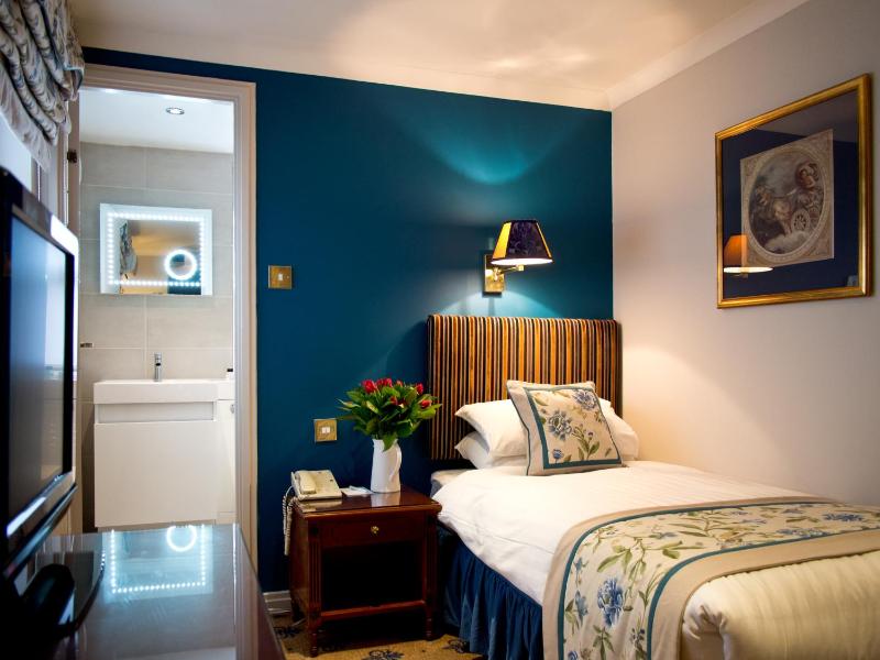 Superior Single Room image 4