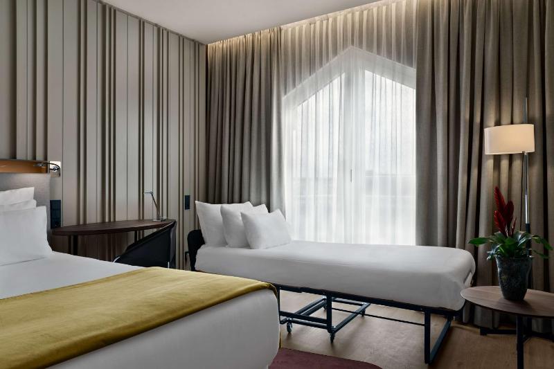 Premium Double or Twin Room with extra bed (2 adults + 1 child) image 4