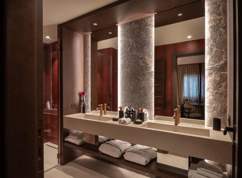 Junior Suite image 3