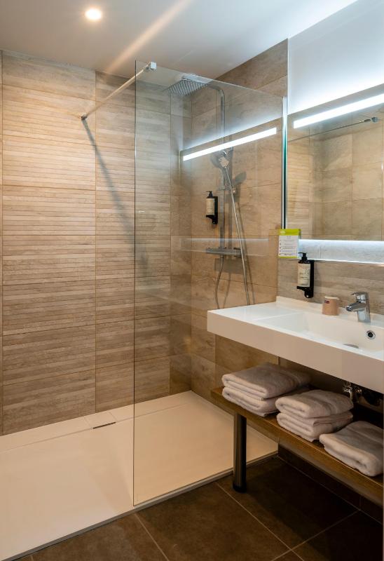 Premium Room image 2
