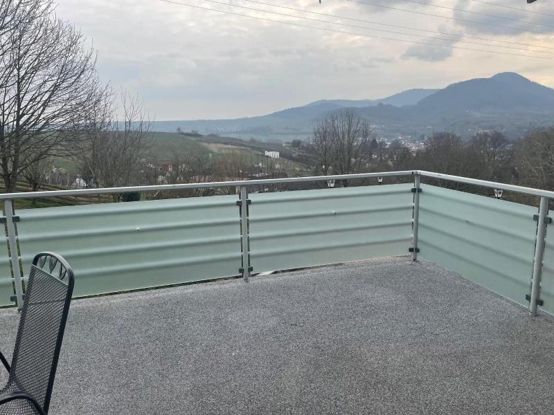 Double Room with Balcony image 2