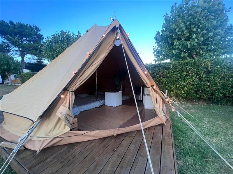 Bell Tent XL - Beach image 1
