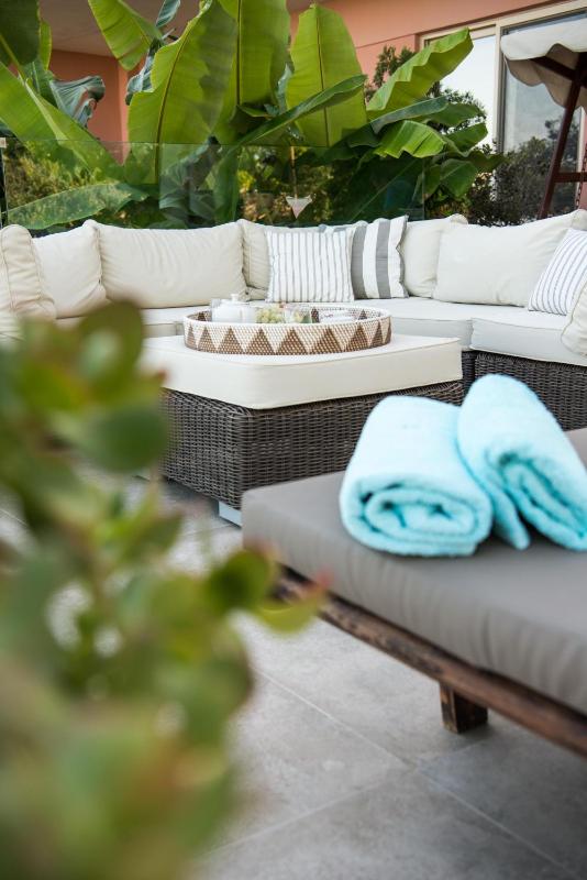 Three-Bedroom Beachfront View Suite image 3