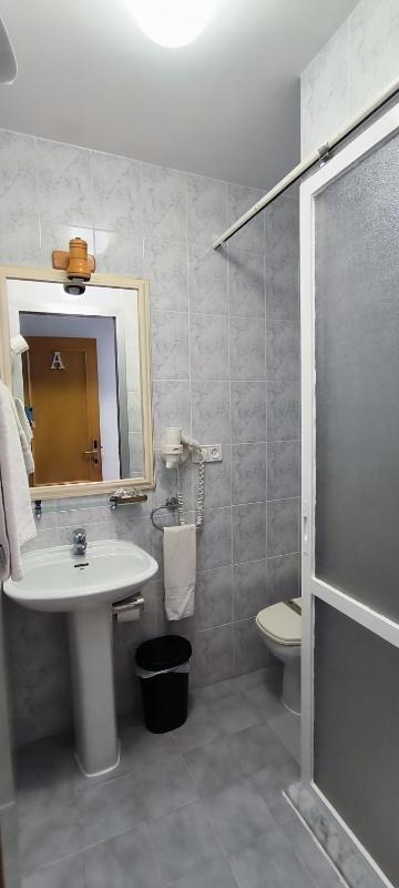 Budget Single Room image 1