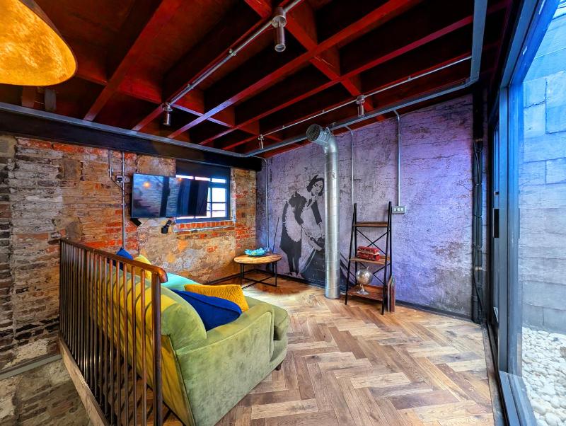 Blayds Yard - image 36