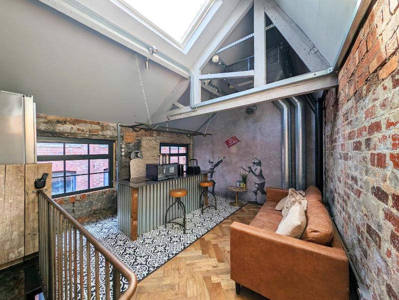 Blayds Yard - image 40