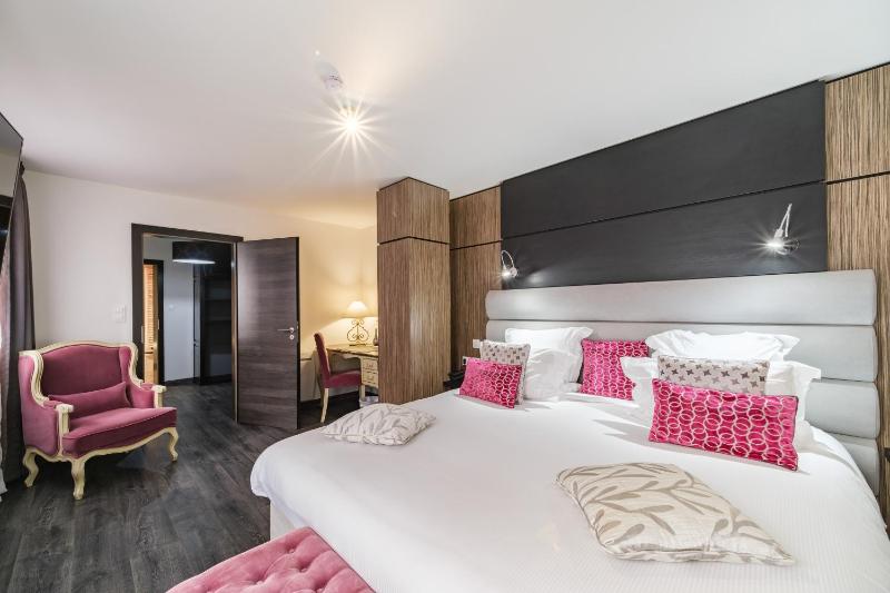 Comfort Suite image 2